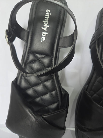 Simply Be Women's Black Flat Sandals Quilted Twist Extra Wide Fit UK 8 EU 42 New